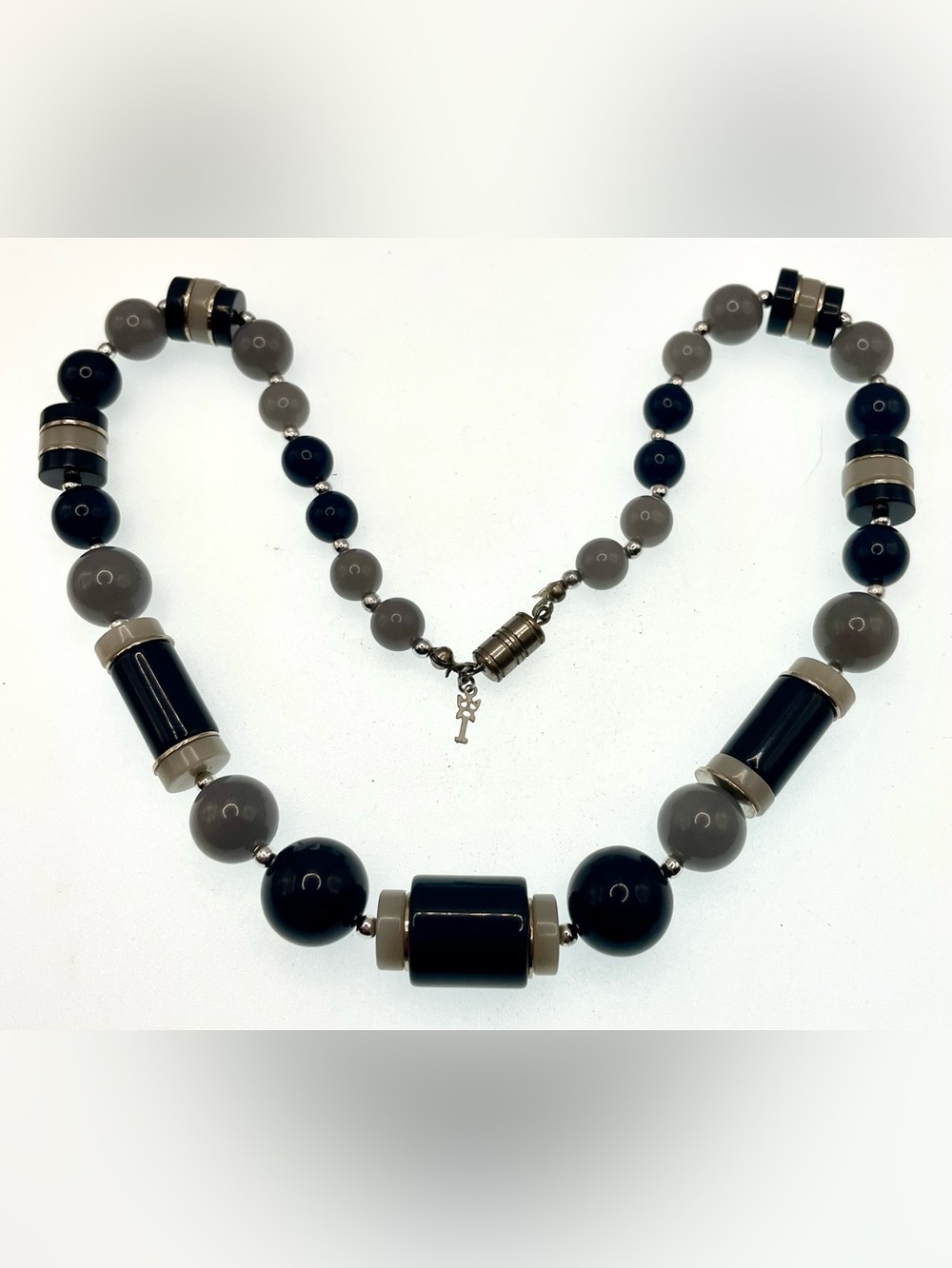Vintage Trifari Gray Lucite Beaded Necklace 18” Mod Designer Jewelry 1980s